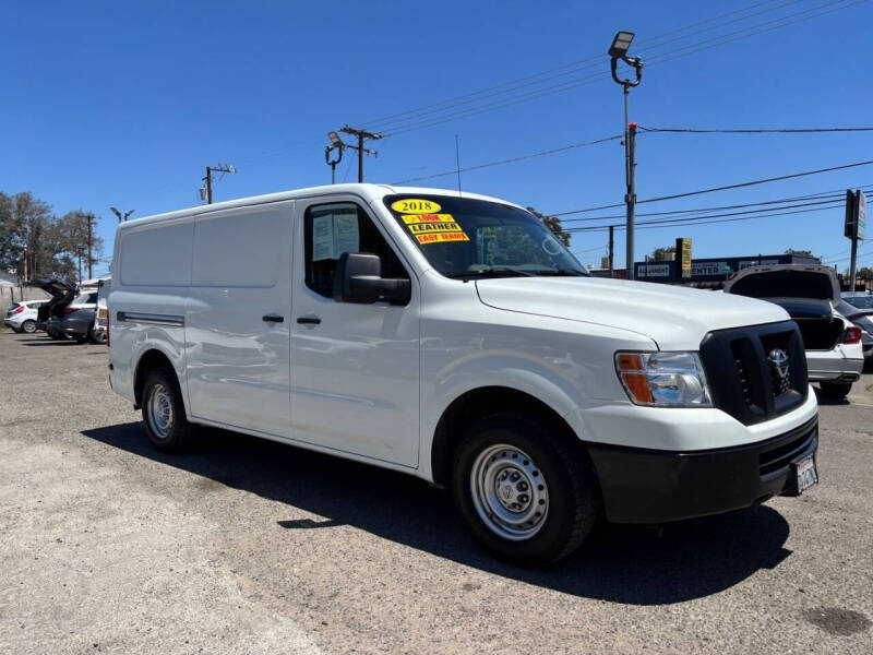 nissan nv cargo 2018 1N6BF0KM2JN814904 image nissan nv cargo 2018 1N6BF0KM2JN814904 image